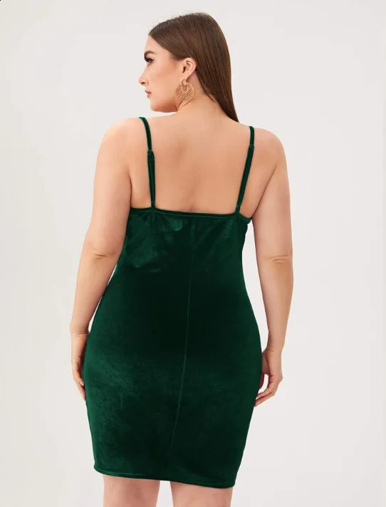 Plus Size Solid Ruched Cami Dress Casual Sleeveless Cowl Neck Slim Clothing 250526