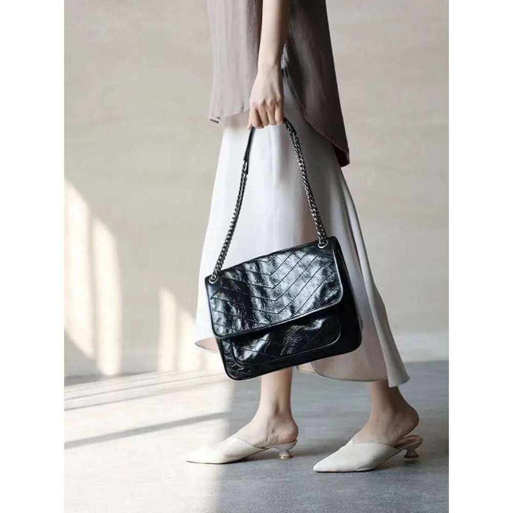 Fashion Women Cowhide Genuine Shoulder Chain Crossbody Bags Flap Satchels Female Vintage Oil Wax Leather Messenger Bag