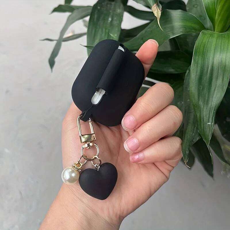 Love Heart Keychain Pro/Pro2 Cute Black Silicone Wireless Case For 3/4 Earphone Protective Cover