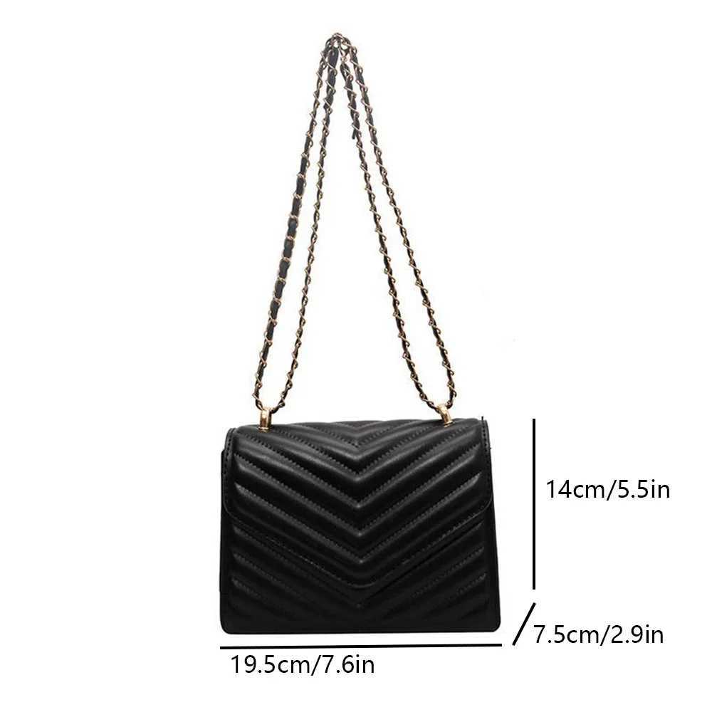 Womens One Shoulder Fashion Retro Small Square Bag Crossbody Handbag Minimalist Style Womens Chain Bag Suitable for Travel Y250603