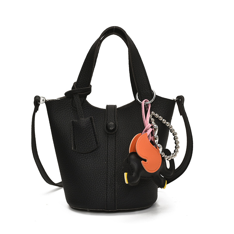 designer Large Capacity Bag for Women Spring Summer Versatile 2025 New Fashion Casual Crossbody Bag Simple Mother-Daughter Hot Style Bucket Bag