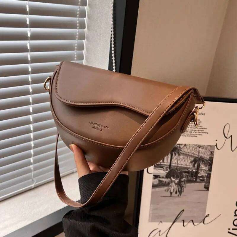 Small Leather Saddle Armpit Bags For Women Summer Chain Shoulder Crossbody Bag Ladies Vintage Underarm Handbags Woman Bolsa
