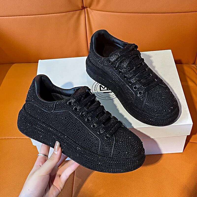 2025 New Women Platform Rhinestones Thick-Soled Black Designer Shoes Shining Crystal Trend Casual Sneakers