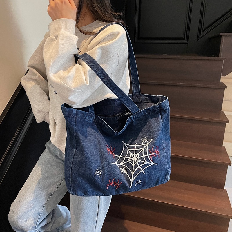 designer Summer New Trend Large Capacity Fashion Versatile Denim Casual Commuting Travel Handbag Crossbody Shoulder Bag