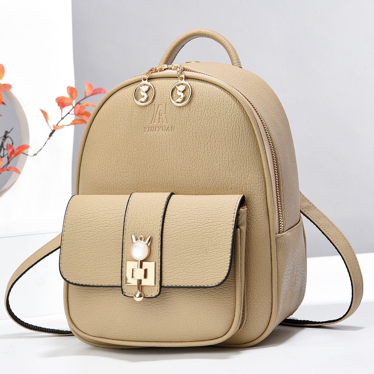 Free Shipping Designer Bag New Trend Versatile Backpack Women's Crossbody Travel Leisure Bag Fashionable Backpack Large And Small Student Backpac