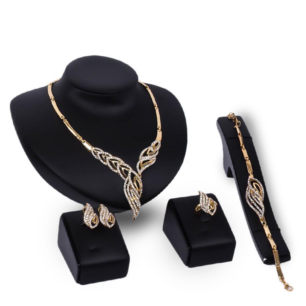 Wedding Bridal Crystal Jewelry Set For Women Party Fashion Choker Necklace Vintage Dubai Trendy Accessories 250121