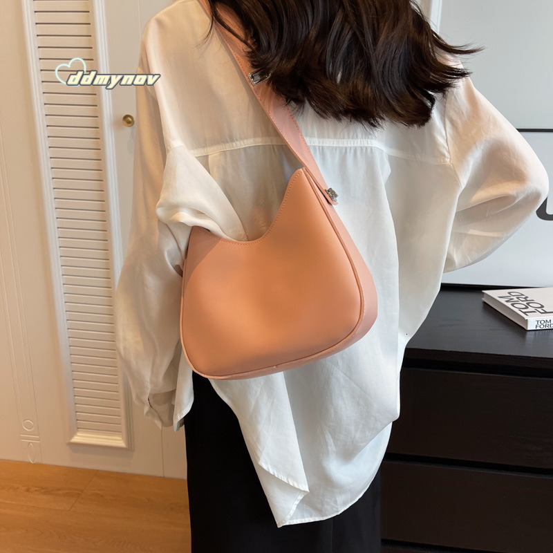 Casual 2023 Autumn New Trend Large Capacity Fashionable Stylish Texture Single Shoulder Underarm Crossbody Bag for Women ddmynov