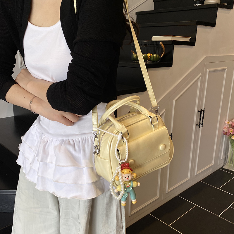 designer High-end Niche Design Handbag for Women 2025 New Korean Fashion Commuter Versatile Shoulder Bag Crossbody Bag