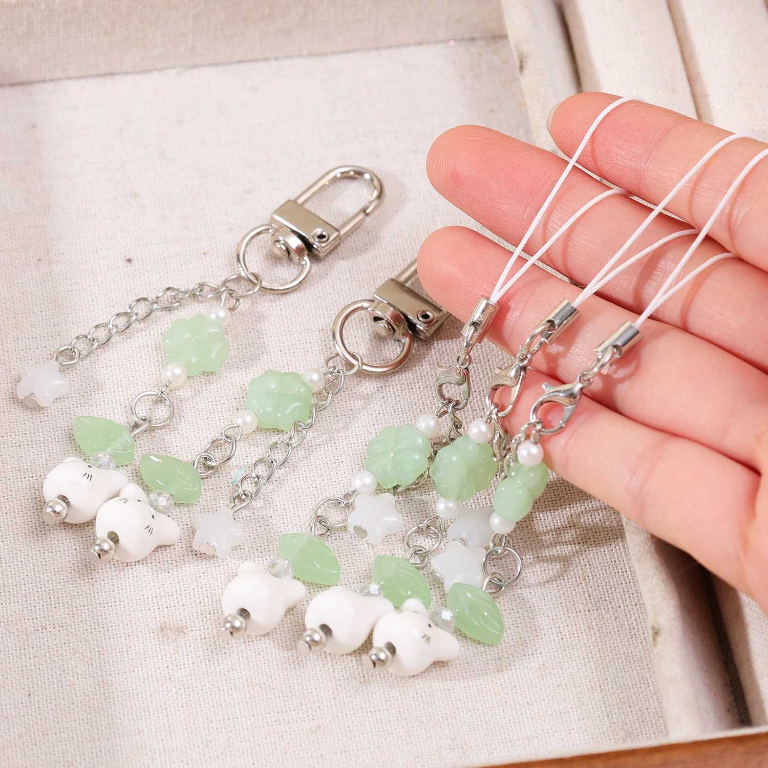 Cute Cat Keychain LuckyPhone Charms Pendant Bag fourr Key Ring Keychains Y2K Key Chains Fashion Jewelry GiftsXJ250602