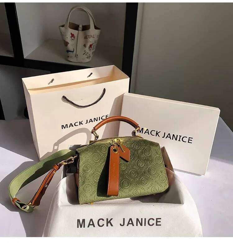 Autumn Winter Veet Pillow Fashion High Quality Women's Handbag Lady Purse Shoulder Messenger Female Casual Bag