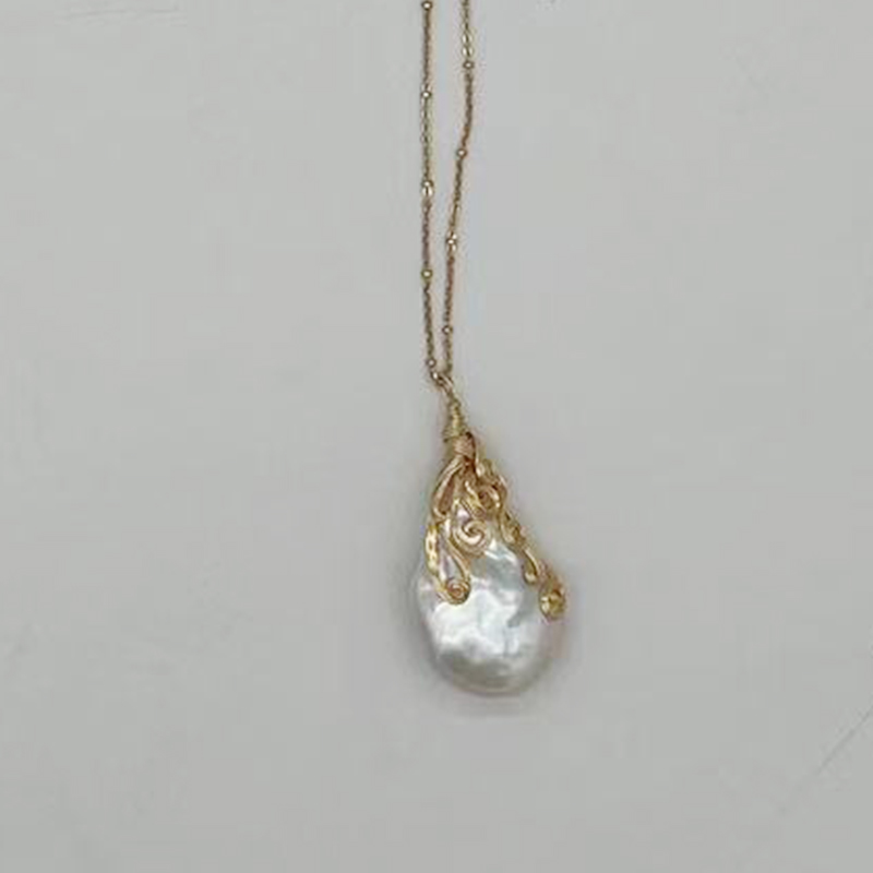 Elegant Handcrafted Women's Pearl Necklace with 14K Yellow Gold Plating