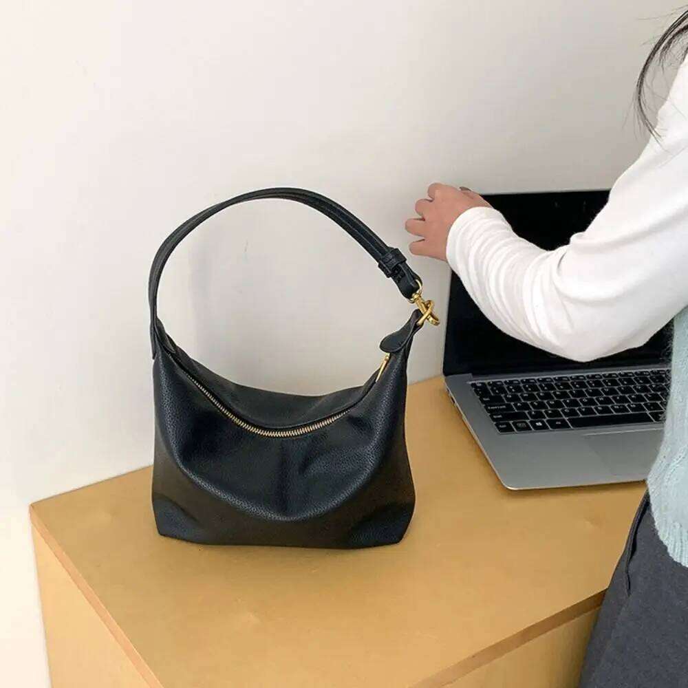 Women's Bags Designer Ins Large Capacity Hobo Korean PU Dumpling Bag Fashion Design Solid Color French Style Handbag Outdoor