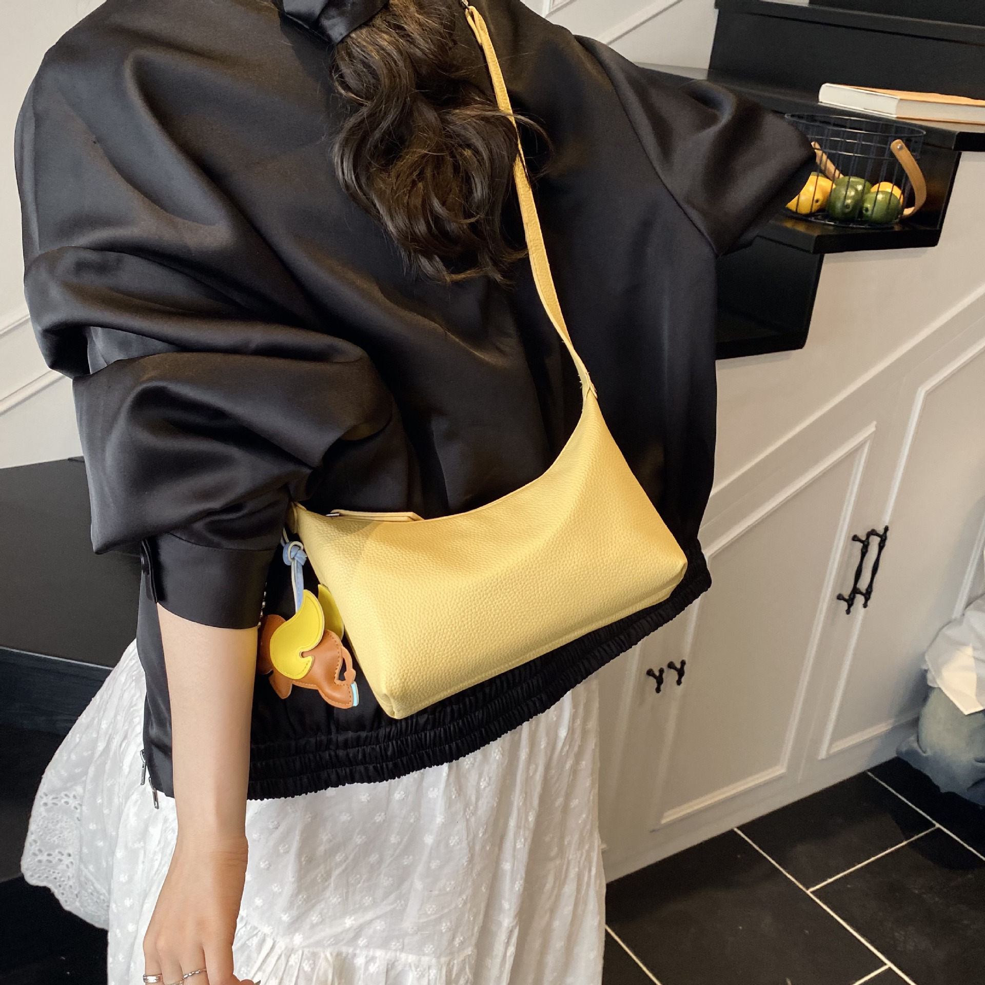 designer Minimalist Lychee Texture Underarm Small Bag for Women 2025 New Trend Spring Fashion Handbag Versatile Shoulder Crossbody Bag