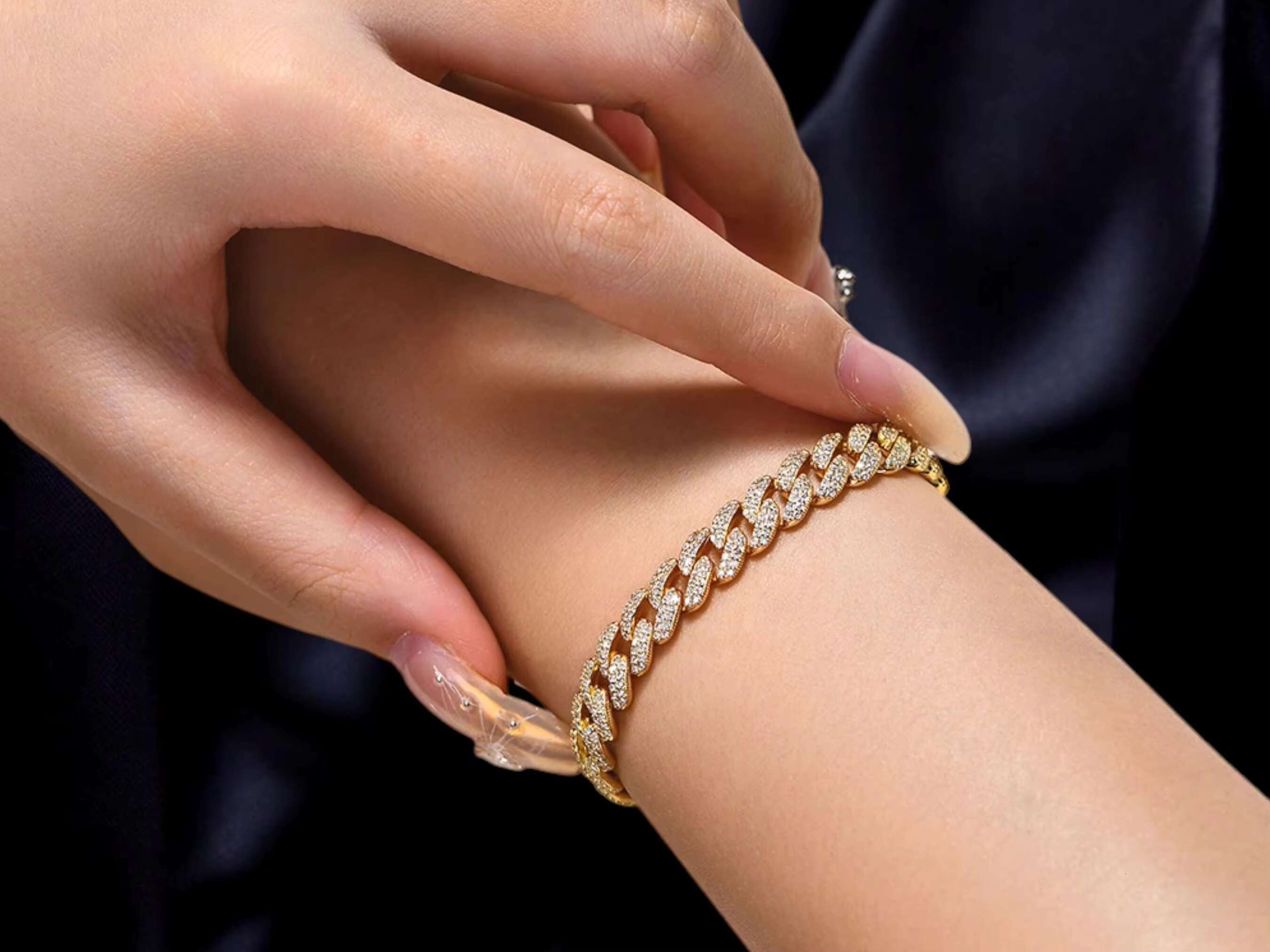 Classic Full Moissanite Round Cut Diamond Cuban Chain For Men Women 18k Gold Plated Fine Jewelry Bracelet For Men And Women