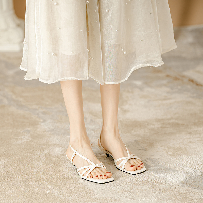 Women's Sandals Summer 2025 New French Style Simple Thin Heel Outdoor High-end Exquisite Dress Shoes for Skirts Beach Slippers