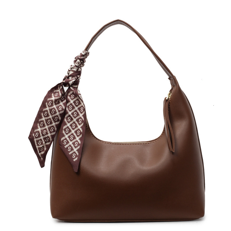 designer casual bag Versatile Stylish Underarm Small Bag for Women 2025 New Simple Texture Underarm Bag Fashion Casual Shoulder Bag