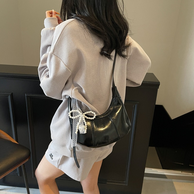 designer High-End Underarm Croissant Bag Women's Single Shoulder Crossbody Small Bag 2025 New Spring Summer Simple Commuter Dumpling Bag