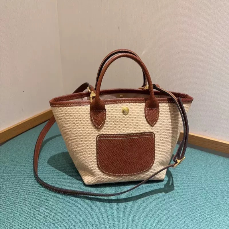 Top Brand High Quality New Style New Cowhide Woven Tote Bag Basket Large Capacity Beach Bag Handbag Shoulder Crossbody Bag for Women New Free Delivery