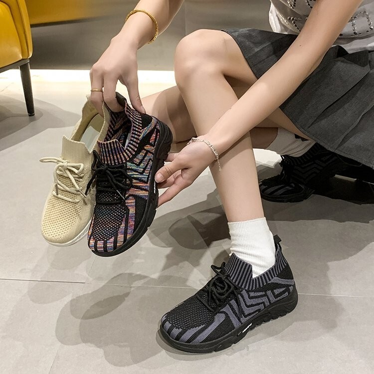 New Spring And Autumn Fashion Casual Sneakers Breathable Trendy Mesh Flyknit Sports Shoes For Casual Shoes Women Ddmysaturn