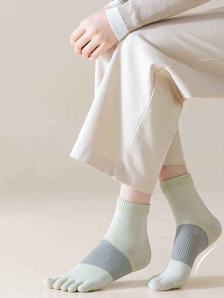 Women Five Finger Socks Yoga Pilates Sock Breathable Mesh Deodorant Antibacterial Split Toe Sock Fitness Cotton Sport Sock T250602