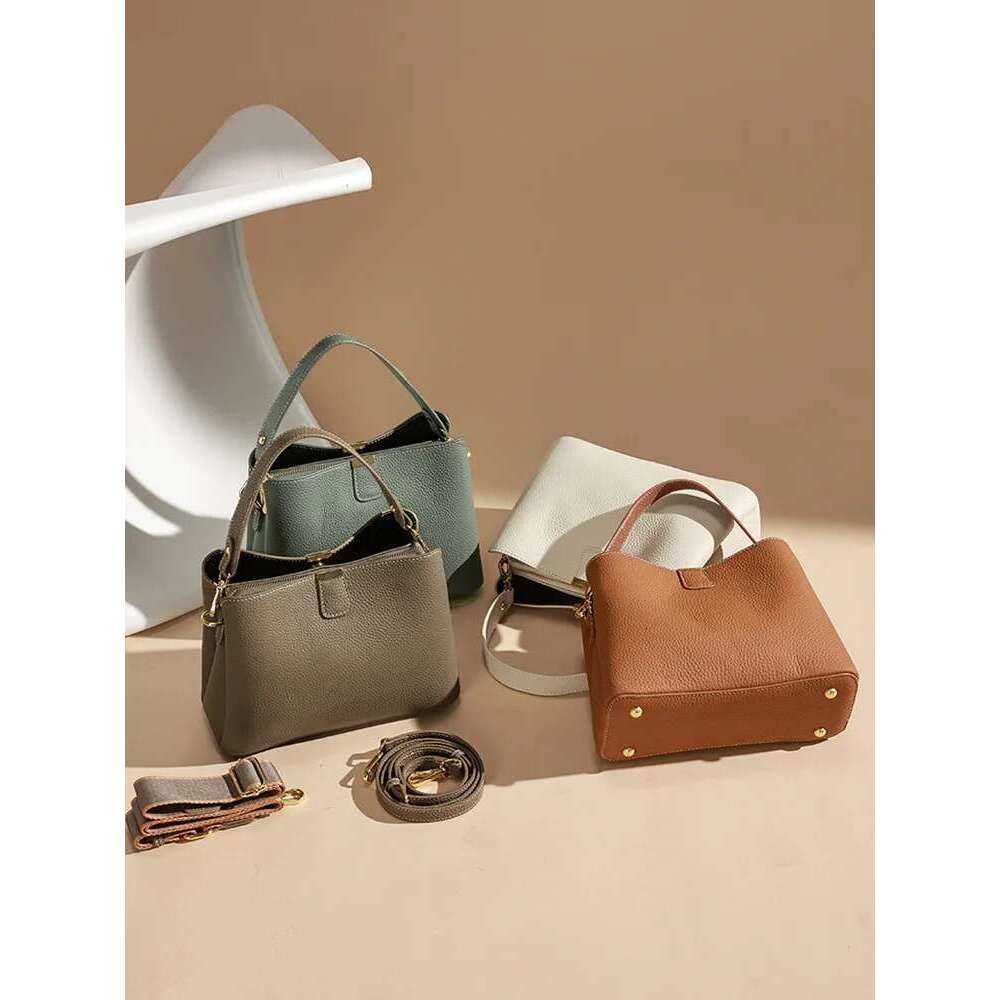100% Genuine Leather Women's Crossbody 2025 Summer Female Shoulder Design Handbag Phone Makeup Bag Commuter