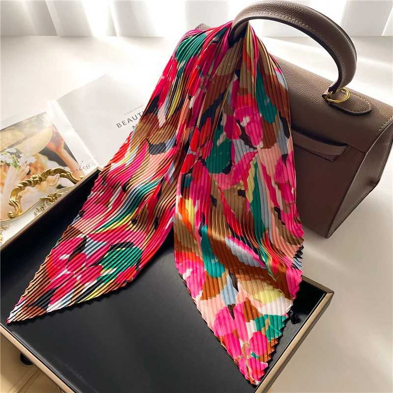 2025 TOP 70CM Pleated Small Square Scarf Yellow Lemon Printed Ladies Shawl Handmade Scarf Floral Print Silk Neckerchief Bandana W250602