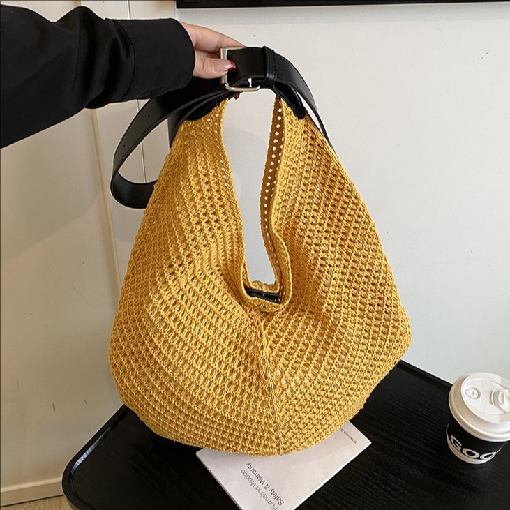 designer 2025 New Niche Ins Hollow Out Patchwork Woven Bag Summer Casual Beach Vacation Shoulder Underarm Bag