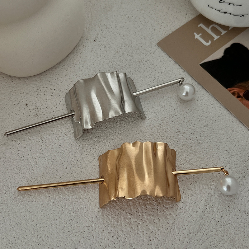 Newly Launched European and American Style Pearl Hair Accessories Hot Selling Hairpins and Irregular Hairpins for Back of Head Updos Niche Style