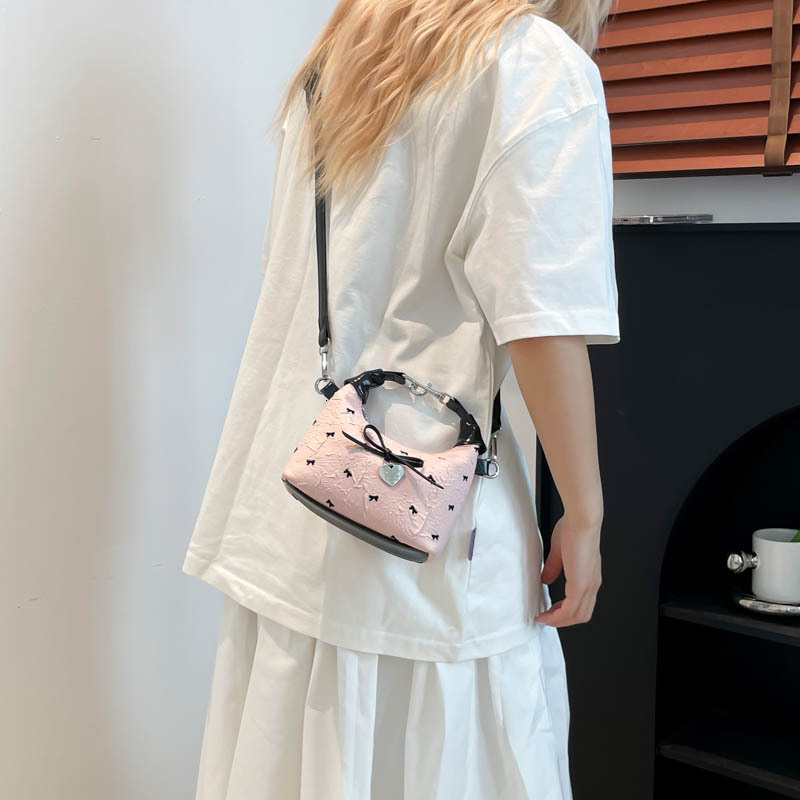 designer Niche Color-Block Mini Bag for Women 2025 New Fashion Versatile Crossbody Bag Sweet Cool Girl Handheld Bucket Small Bag
