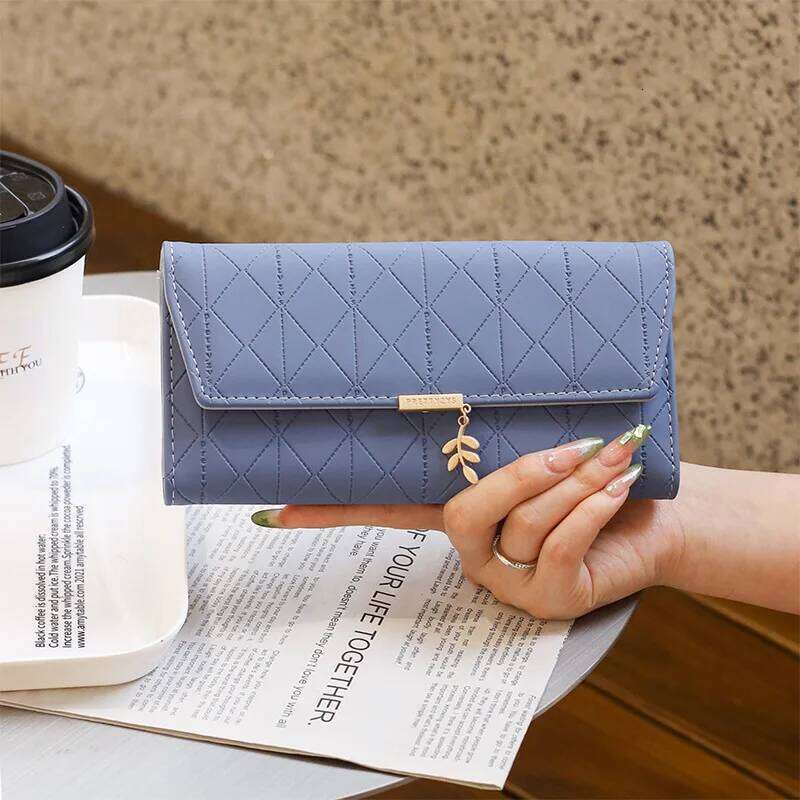 The new model of high-quality PU leather dia-shaped buckle, multi-functional folding, large-capacity mobile phone all-i