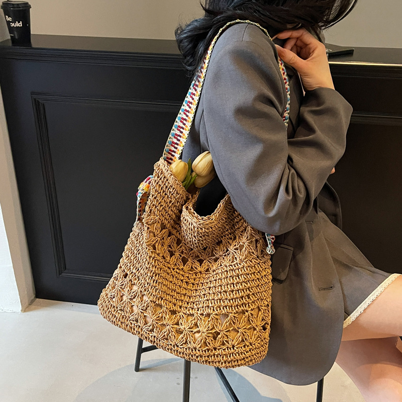 designer Vacation Style Beach Straw Bag for Women 2025 New Lazy Style Woven Bag Large Capacity Fashionable Shoulder Underarm Bag