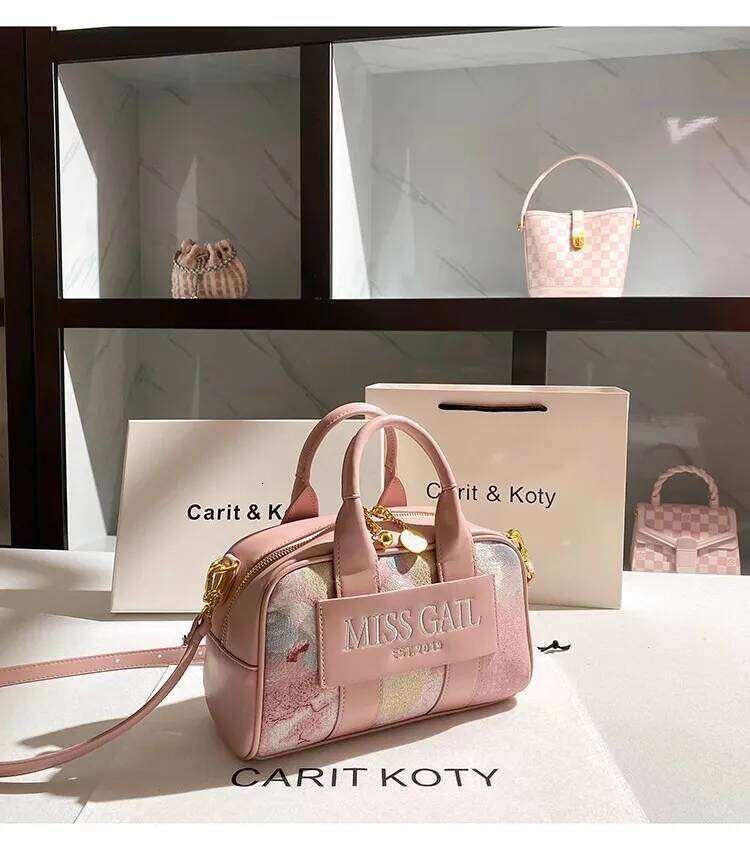 Embroidery Pillow Large Capacity High Quality Women Handbag Fashion Clutch Purse Textured Shoulder Messenger Bag