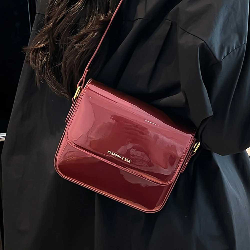 Glossy Patent Leather Square Bags Women Letter Print Flap Crossbody Bags Large Capacity Female Daily Commute Messenger Packs Y250603