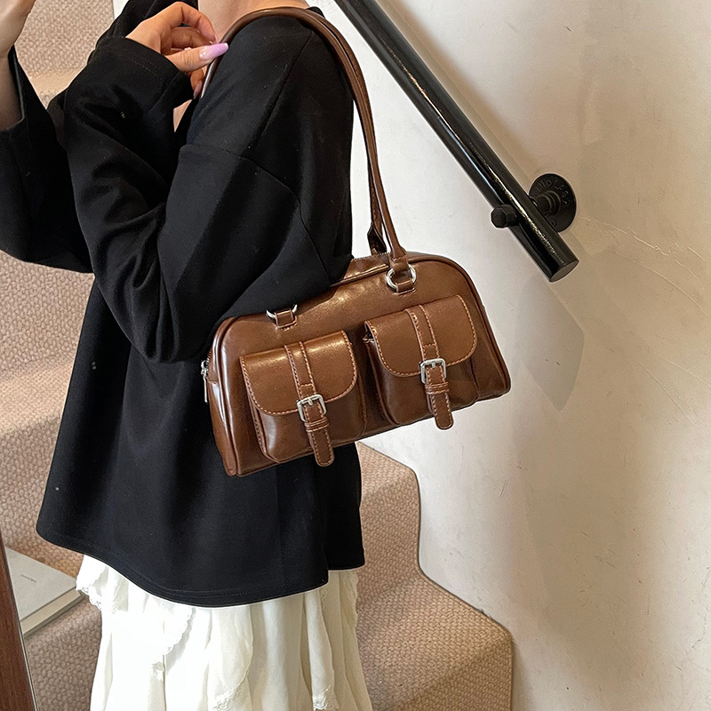 designer Vintage Commuter Large Capacity Multi-Pocket Bag for Women 2025 New Versatile Shoulder Underarm Bag Handheld Boston Bag