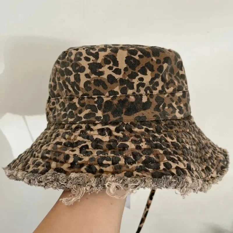 Leopard Print Womens Fisherman Hat Foldable Bucket Hat for Couples Outdoor Sun Protection Travel Mountain Climbing Beach Hat W250602
