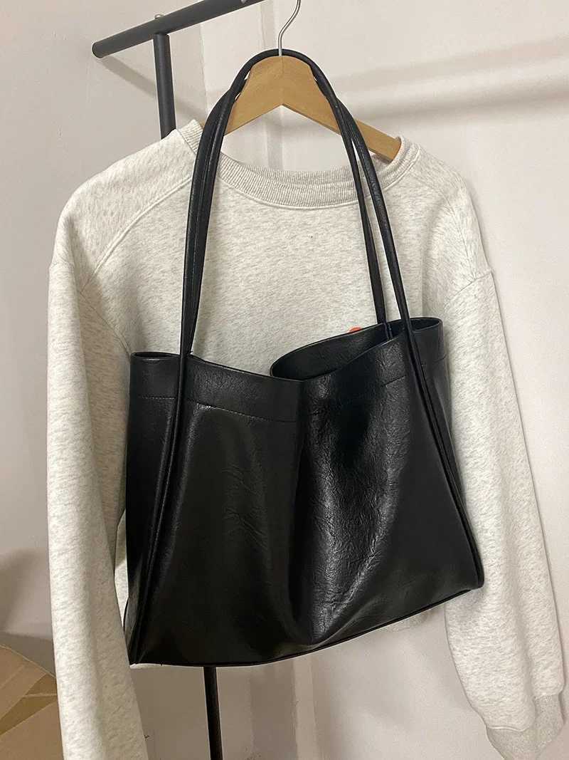 Simple Large Capacity Womens Shoulder Bags Retro Solid Color Pu Leather Ladies Tote Shopping Bag Fashion Casual Female Handbag W250602