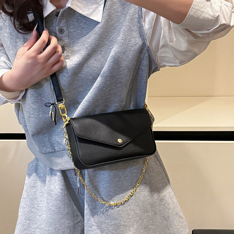 designer High-Quality Texture Envelope Small Bag for Women 2025 New Trend Niche Simple Crossbody Bag Fashionable Stylish Small Square Bag