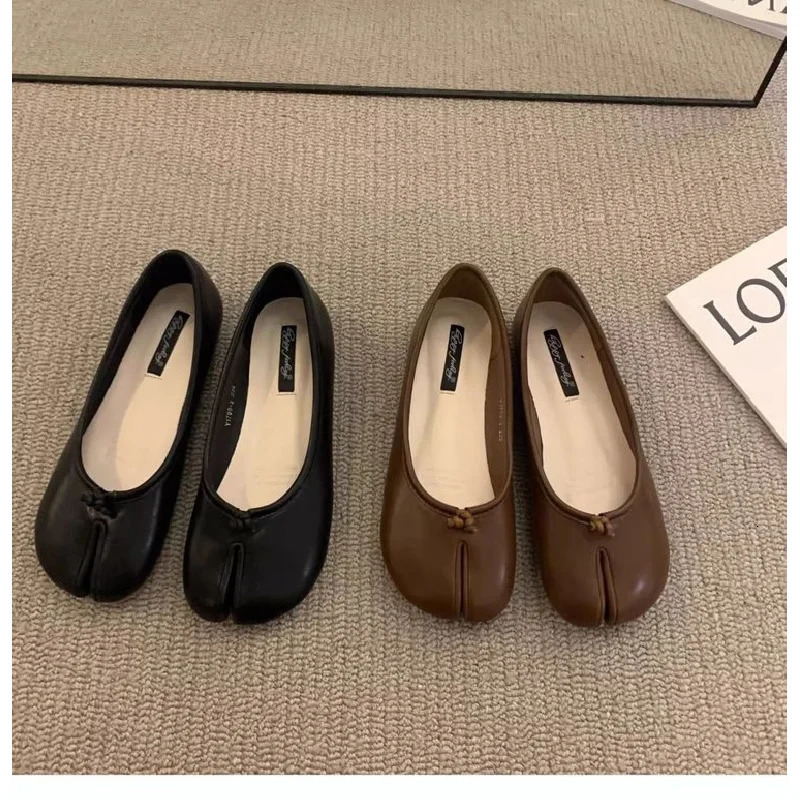 Fashion - forward Split - toe Flat Shoes with Knot Detail Elevate Your Look with Versatile Elegance 250530