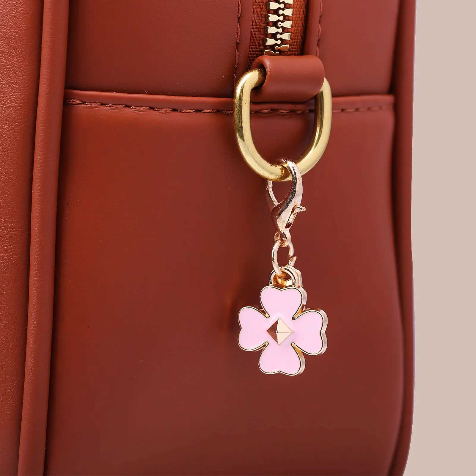 Exquisite High End Bear Cherry Butterfly Flower Bag Charms Keychains For Women Bag Fashion Charms Pendant Keychain Jewelry Gift XJ250602