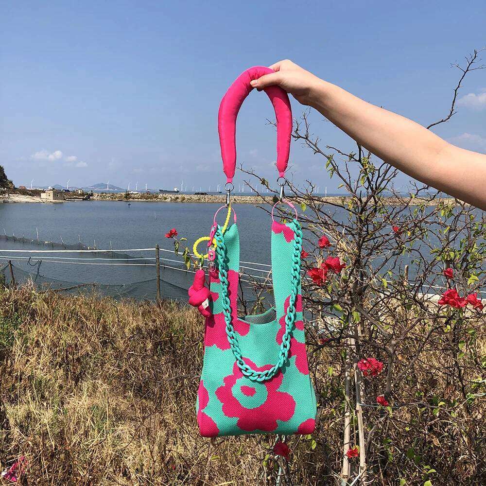 Fashion flower Crochet Wrist Tote Acrylic Chains Women s Handbags Designer Knitting Shoulder Bags for Shopper Bag bag