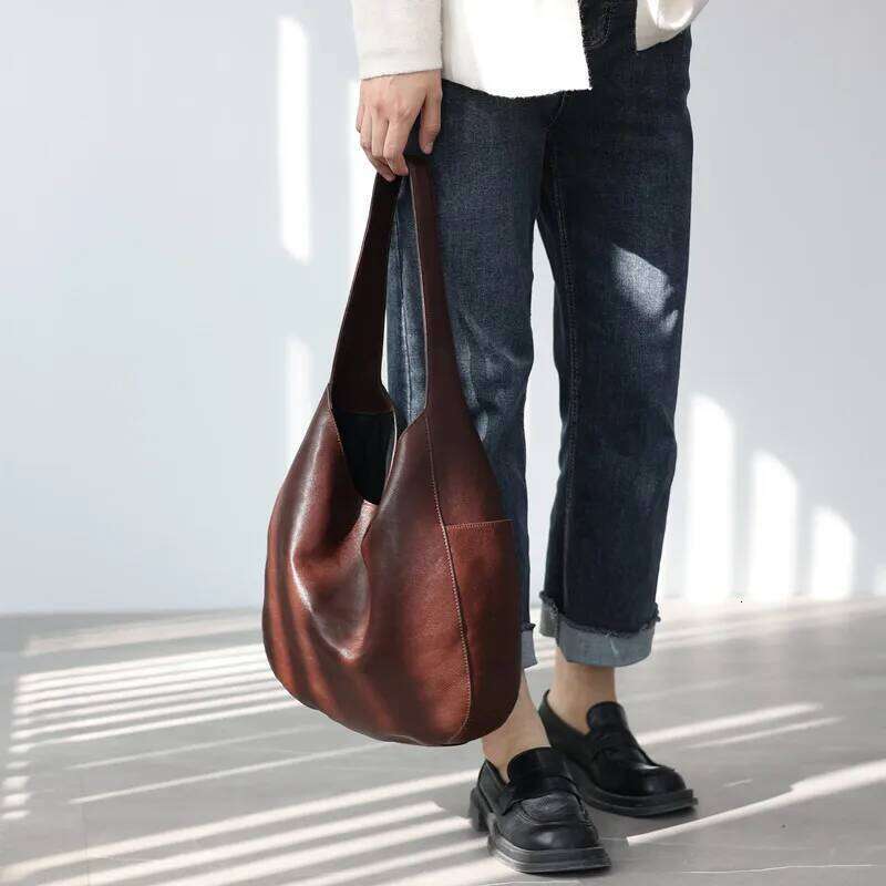 Women's Bags Designer Women's Genuine Leather Shoulder Bag Large Capacity First Layer Cowhdie Handbag With Zipper Pocket Vintage Casual Hobo