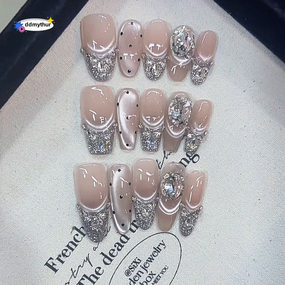 Daiyueda Handmade Wearable Nails Summer New Paris Shiny Zircon Dia French Style Elegant Cat Eye Nail Stickers ddmythur