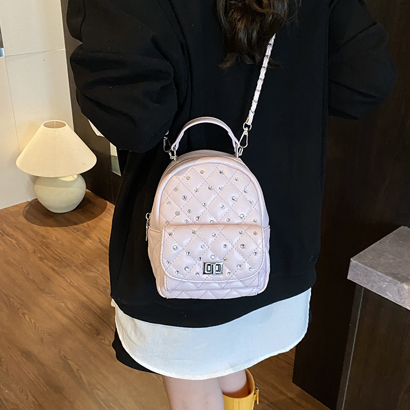 designer 2025 Spring Summer New Quilted Embroidered Chain Small Backpack for Women Fashion Trendy Rhinestone Outdoor Versatile Backpack