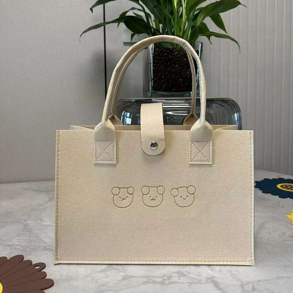 Trendy New Bear Felt Tote Simple Cute Cartoon Handbag Large Capacity Solid Color Shopping Bag