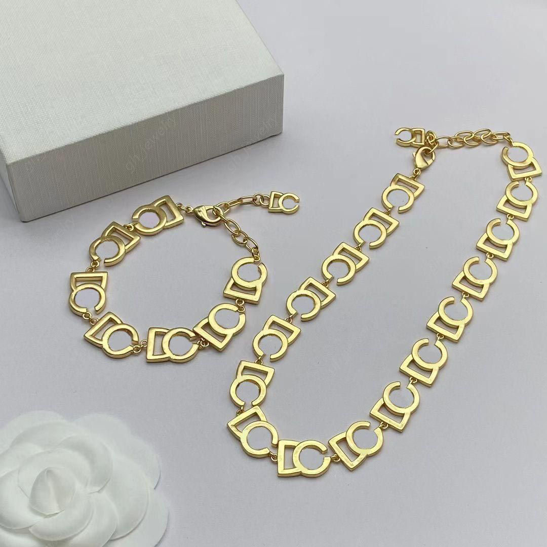 New fashion letter collar necklace Women's gold luxury designer bracelet Jewelry Sets party gifts jewelry