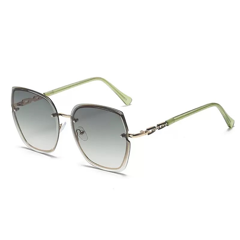 Designer Sunglasses For Women Men Fashion Sunglasses Luxury Polarized Lens Goggle Pilot PC Frame Oversized UV400 Eyewear Luxury Style Sunglasses DS637