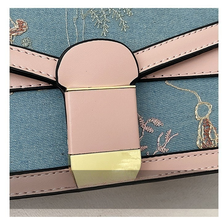 High Quality New Style 2025 New Style Butterfly Bags Small Square Bag Simple Shoulder Crossbody Bag Fashion Handbag for Women New Free Delivery Design