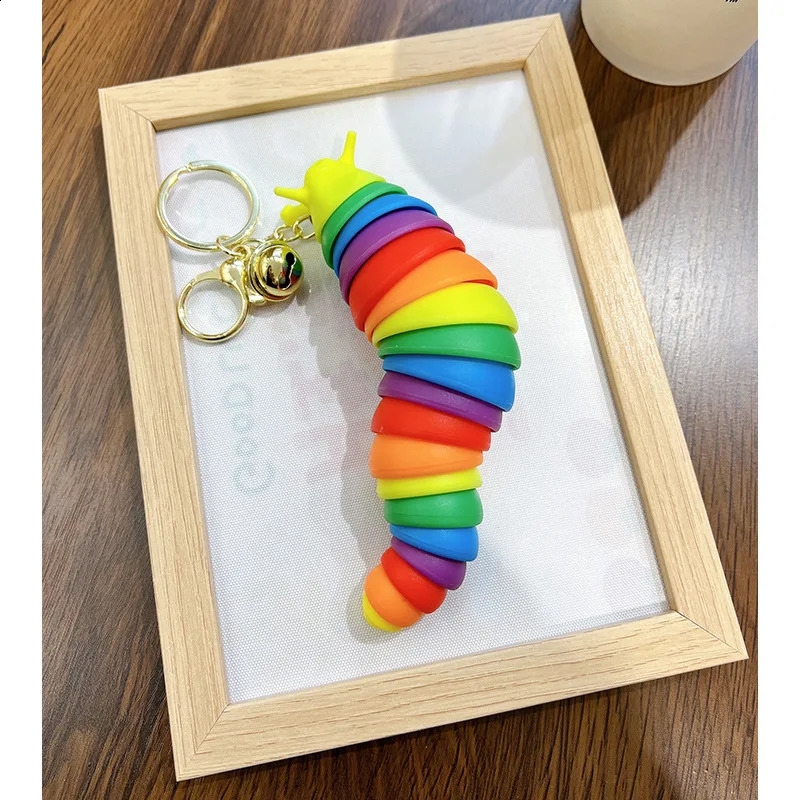 Fidget Slug Keychain Toys 3D Articulated Stretch Sensory Stress Relief Flexible Hand Toy Keyring Pendents for Kids 250526