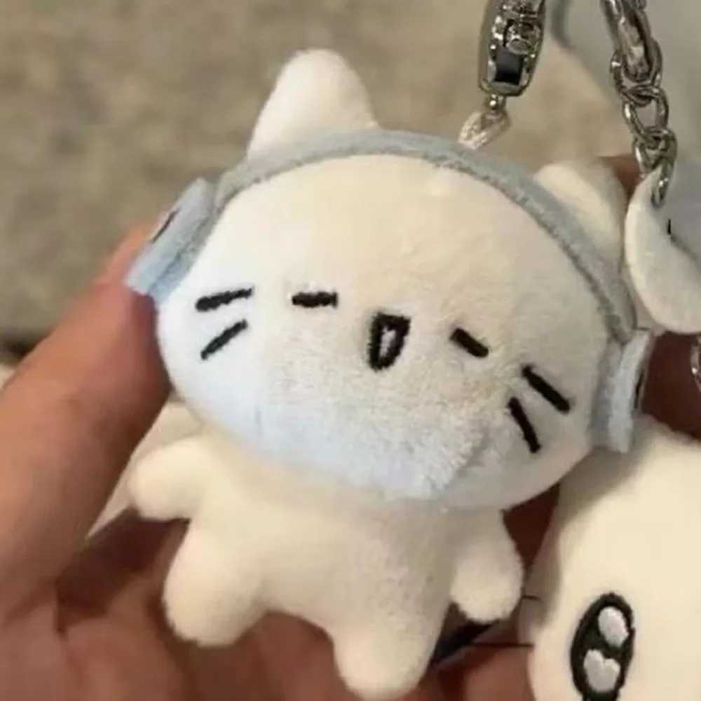 Cute Headphones Kitten Couple Keychain Mini Crying Cat Doll Plush Keyring Cartoon Bag Pendant Charms Backpack Decoration A19 XJ250602