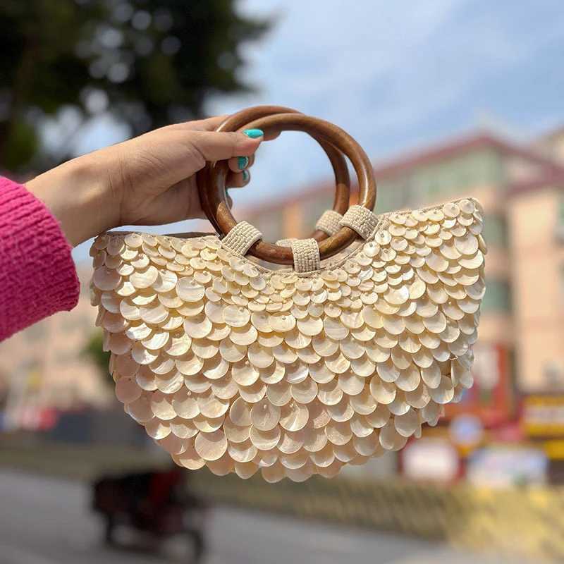 Handmade Shell Bag Brand Unique Creative 2025 New Luxury Summer Fairy Wood Handle Elegant Banquet Commuting Versatile Handbag Y250603